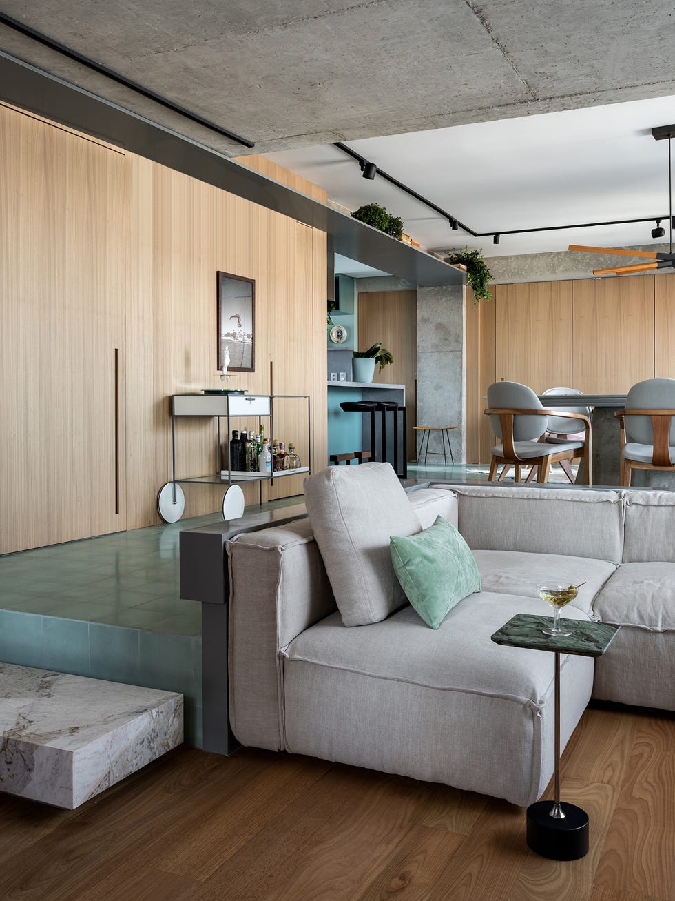 Apartamento de estilo contemporáneo y vintage