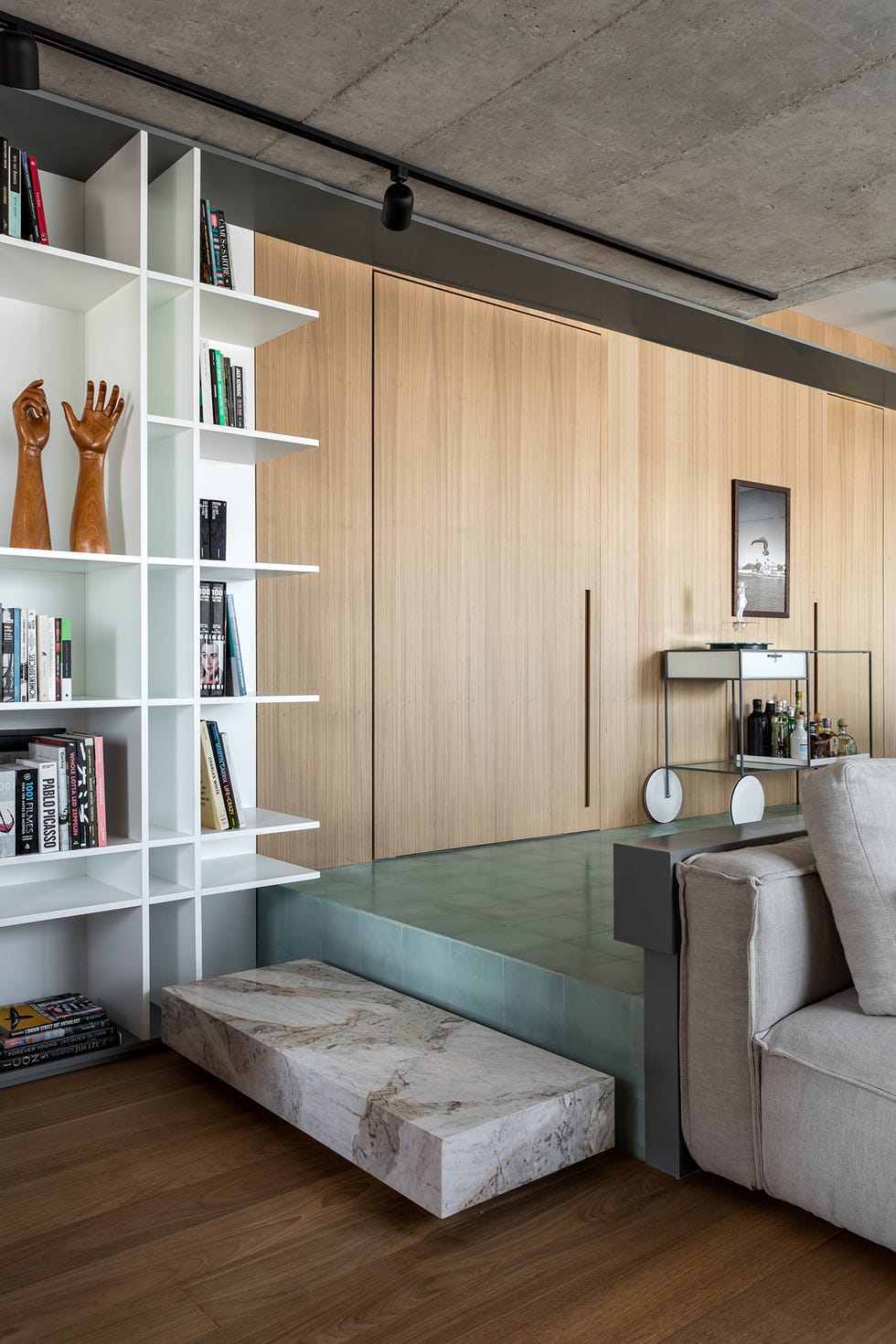 Apartamento de estilo contemporáneo y vintage