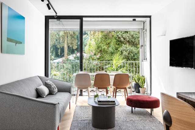 Apartamento familiar de estilo contemporáneo y escandinavo