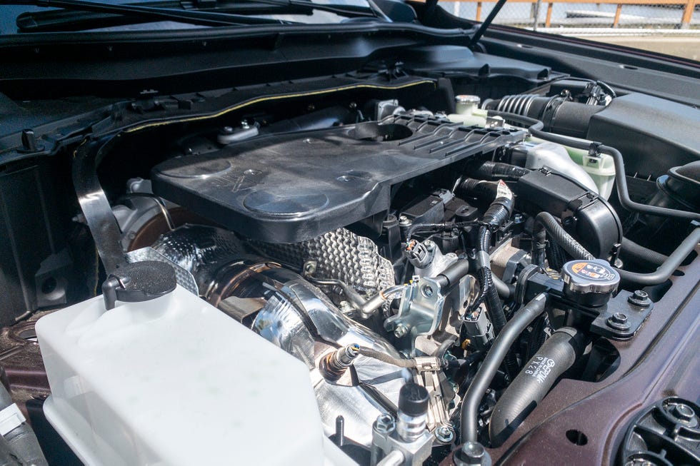 2025 Mazda CX90 Review, Features & Specs Road & Track