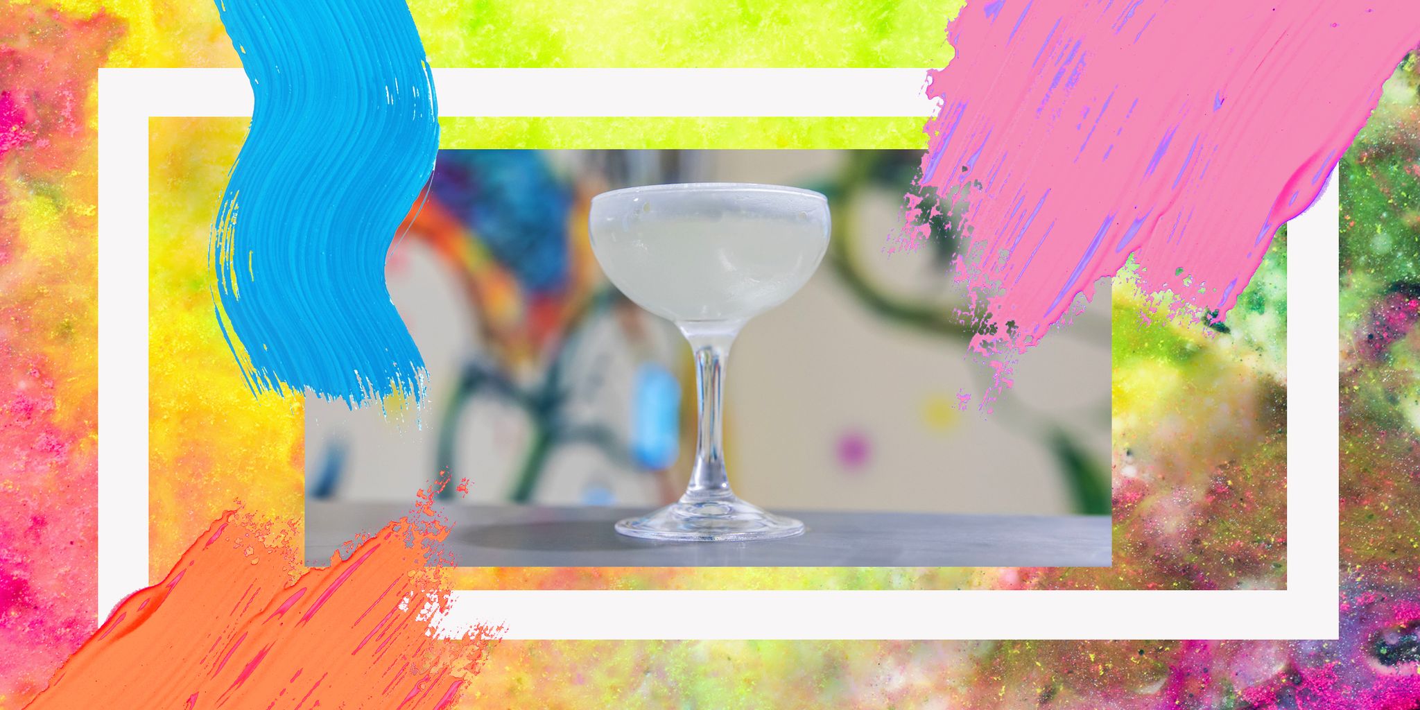 I cocktail per l'estate 2018 devono stuzzicare non solo palato e gola, ma anche il resto dei tuoi sensi: a Londra è nato un nuovo cocktail, si chiama Canvas, è pensato da Bombay Sapphire e rappresenta il futuro della mixology.