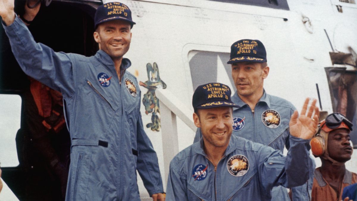 ‘Apollo 13′: The Real-Life Astronauts Portrayed in the Movie
