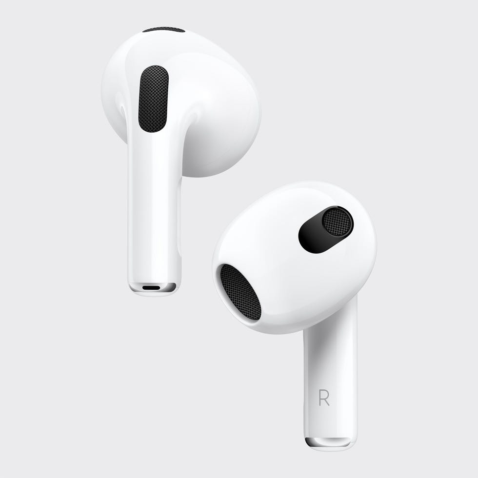 蘋果推出全新 Airpods 3 無線耳機！科技亮點和上市價格：續航30小時、空間音訊、magsafe 無線充電