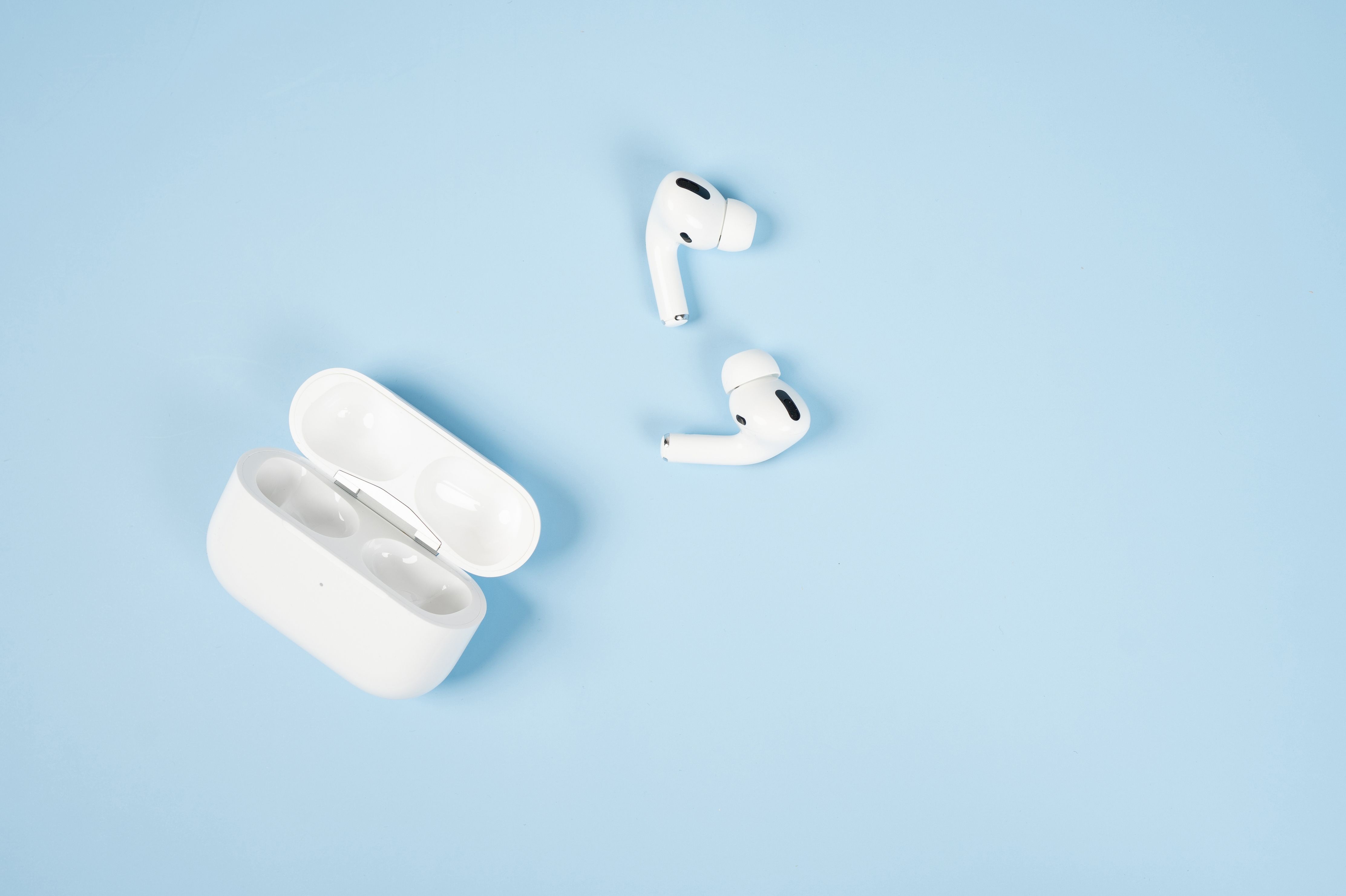Black Friday AirPods AirPods Sale on Amazon As Low as $79