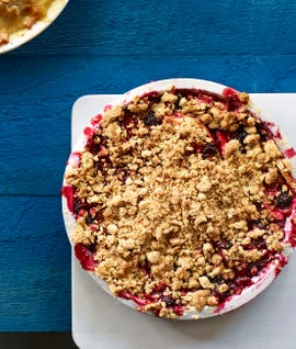 apple blackberry crisp