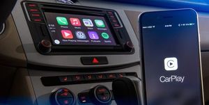 Multimedia, Car, Vehicle, Technology, Electronic device, Gadget, Electronics, Center console, Family car, Mid-size car, 