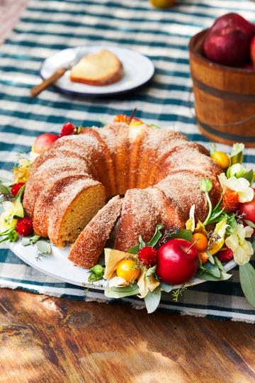 apple cider donut bundt cake