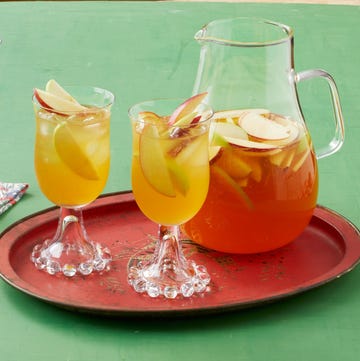 the pioneer woman's apple cider sangria