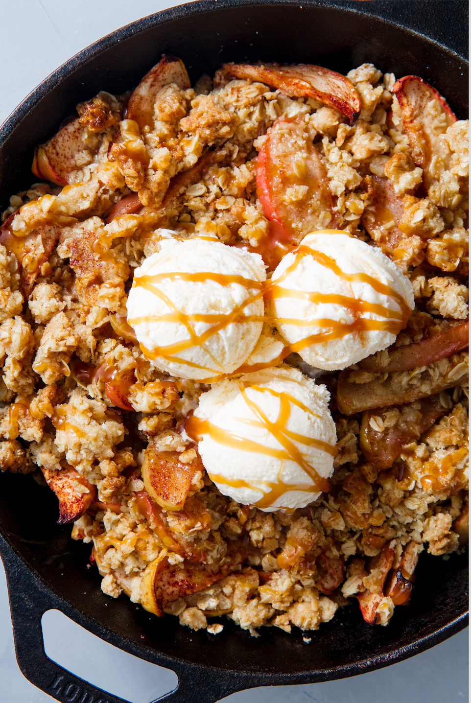 Dish, Food, Cuisine, Ingredient, Produce, Crisp, Apple crisp, Staple food, Cobbler, Oatmeal, 