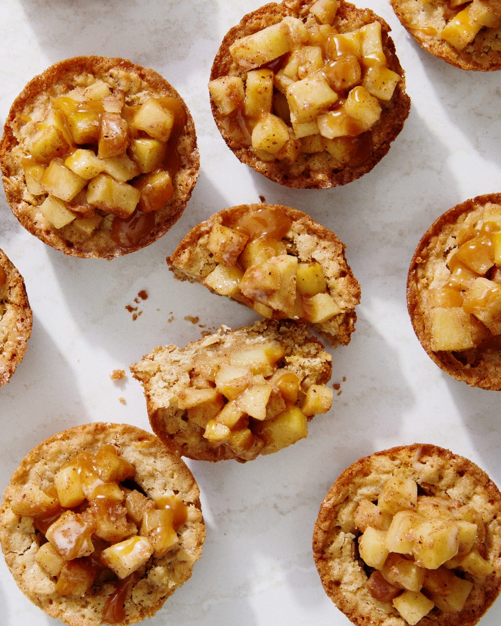 apple crisp cookie cups