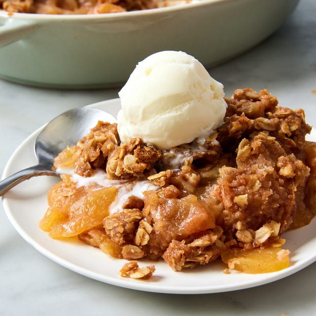 Best Apple Crisp Recipe - How To Make Apple Crisp