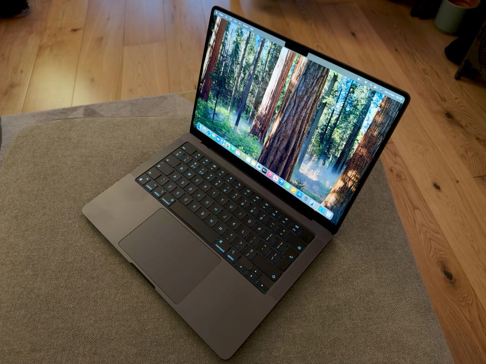 apple m4 macbook pro review 2024
