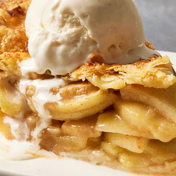 apple pie with a flaky homemade pie crust