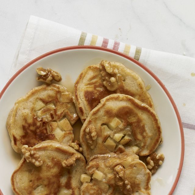 breakfast ideas for kids apple pie pancakes with maple walnuts
