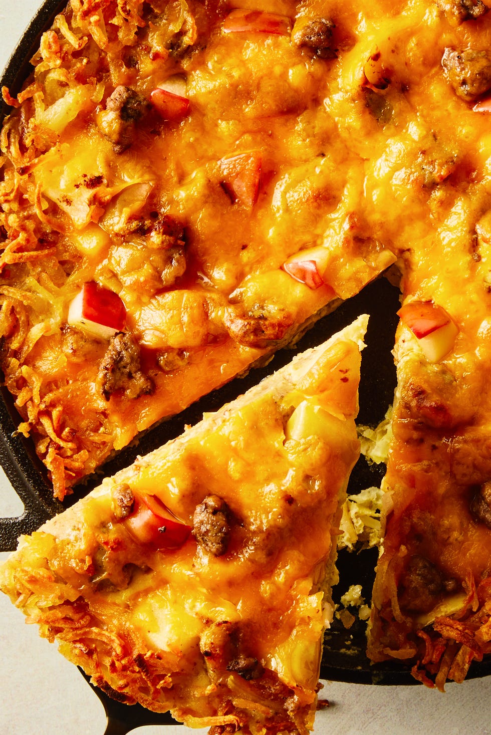 Apple, Sausage, Cheddar Hash Brown Breakfast Bake apple, sausage, cheddar hash brown breakfast bake
