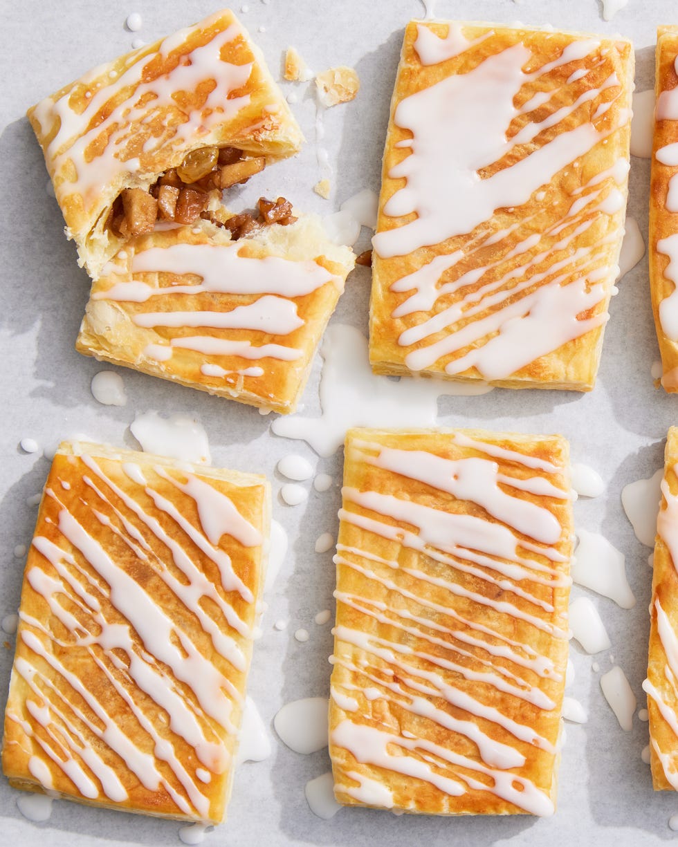 apple toaster strudel with golden raisins cinnamon and glaze