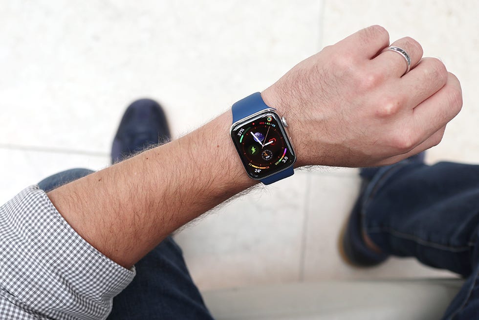 5 Reasons Why the Apple Watch Series 4 Is the Best Smartwatch You Can Buy