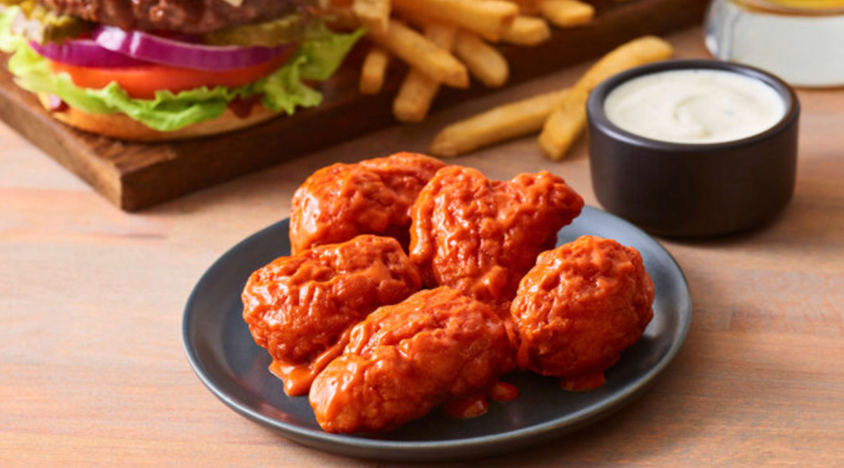 Applebee's Is Offering 1 Wings With Purchase