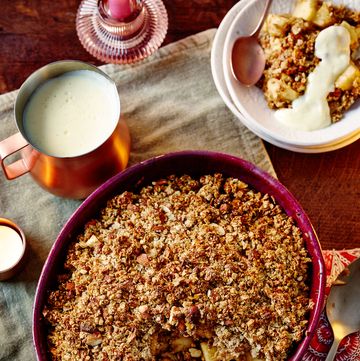 apple and oat crumble