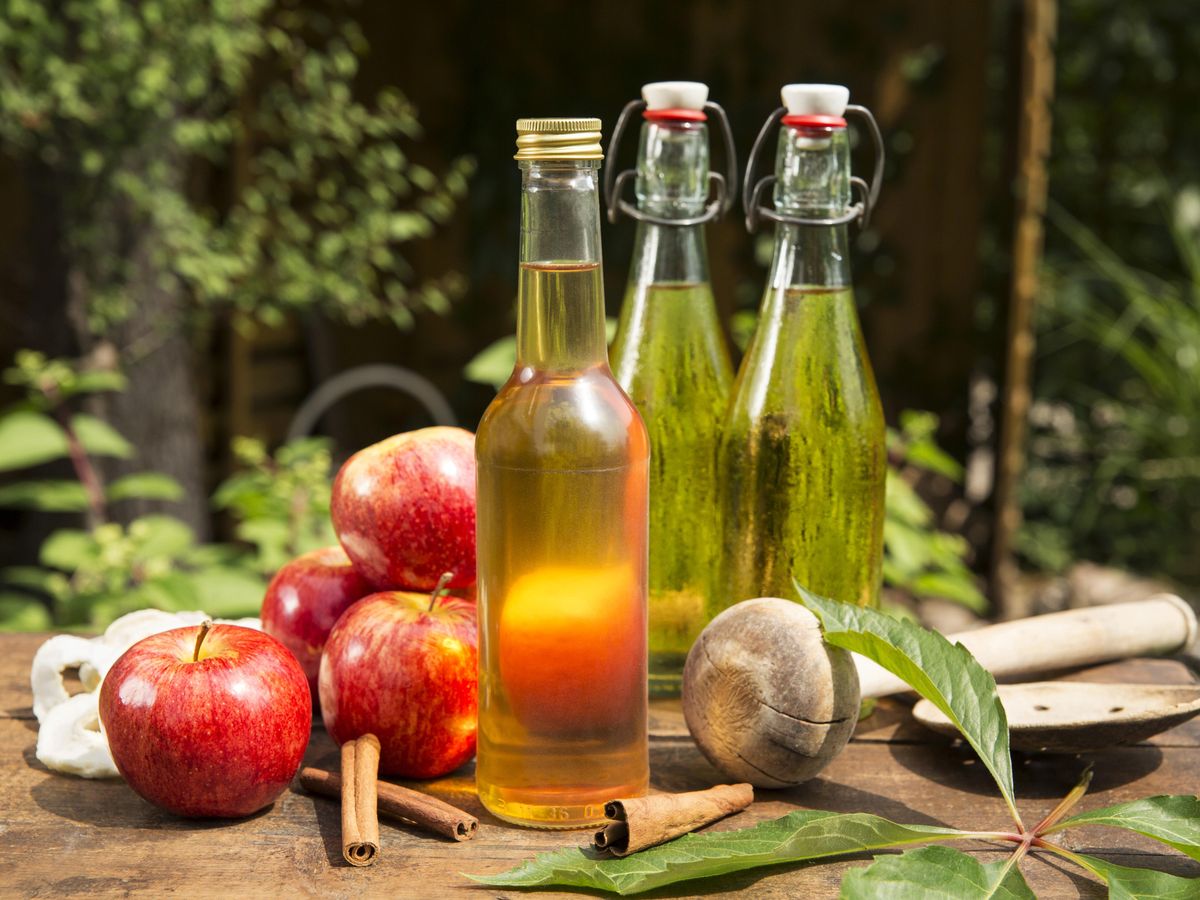 The Benefits Of Apple Cider Vinegar - Is ACV Healthy Or Not?