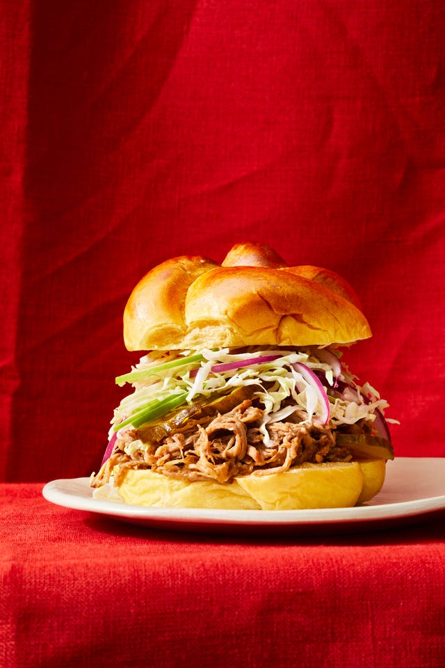 applesauce pulled pork sandwiches