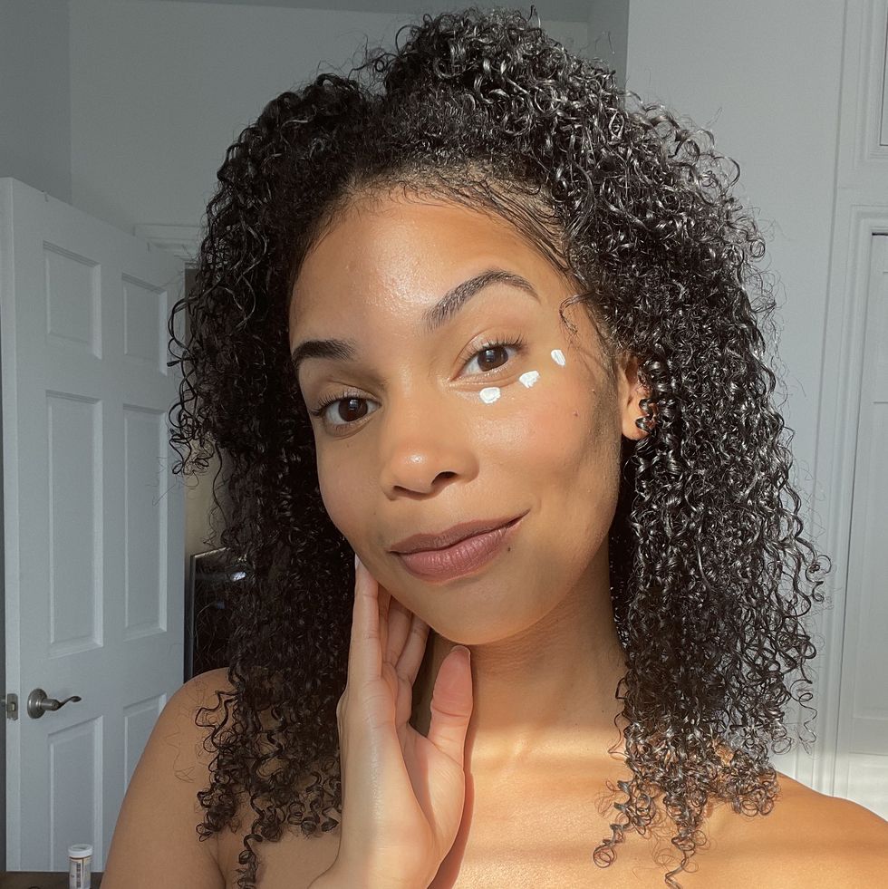 I tried the retro makeup hack that uses white concealer.