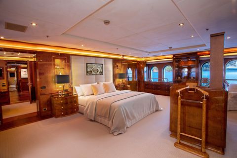suite on the aqua mare, from aqua expeditions