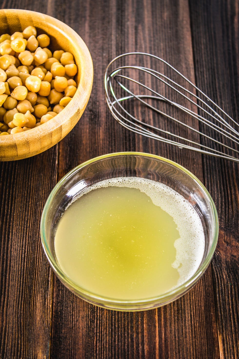 chickpea liquid water brine draining vegan aquafaba