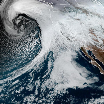 atmospheric river approaching california coastline