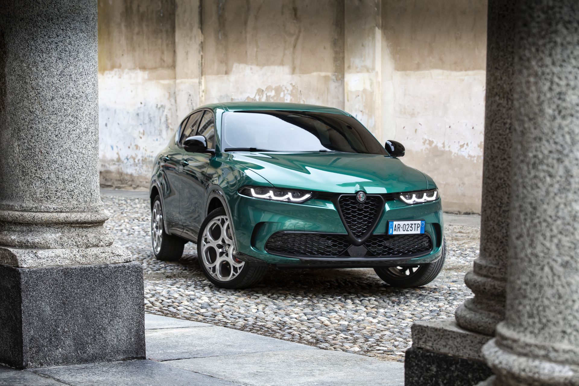 Alfa Romeo Tonale News and Reviews