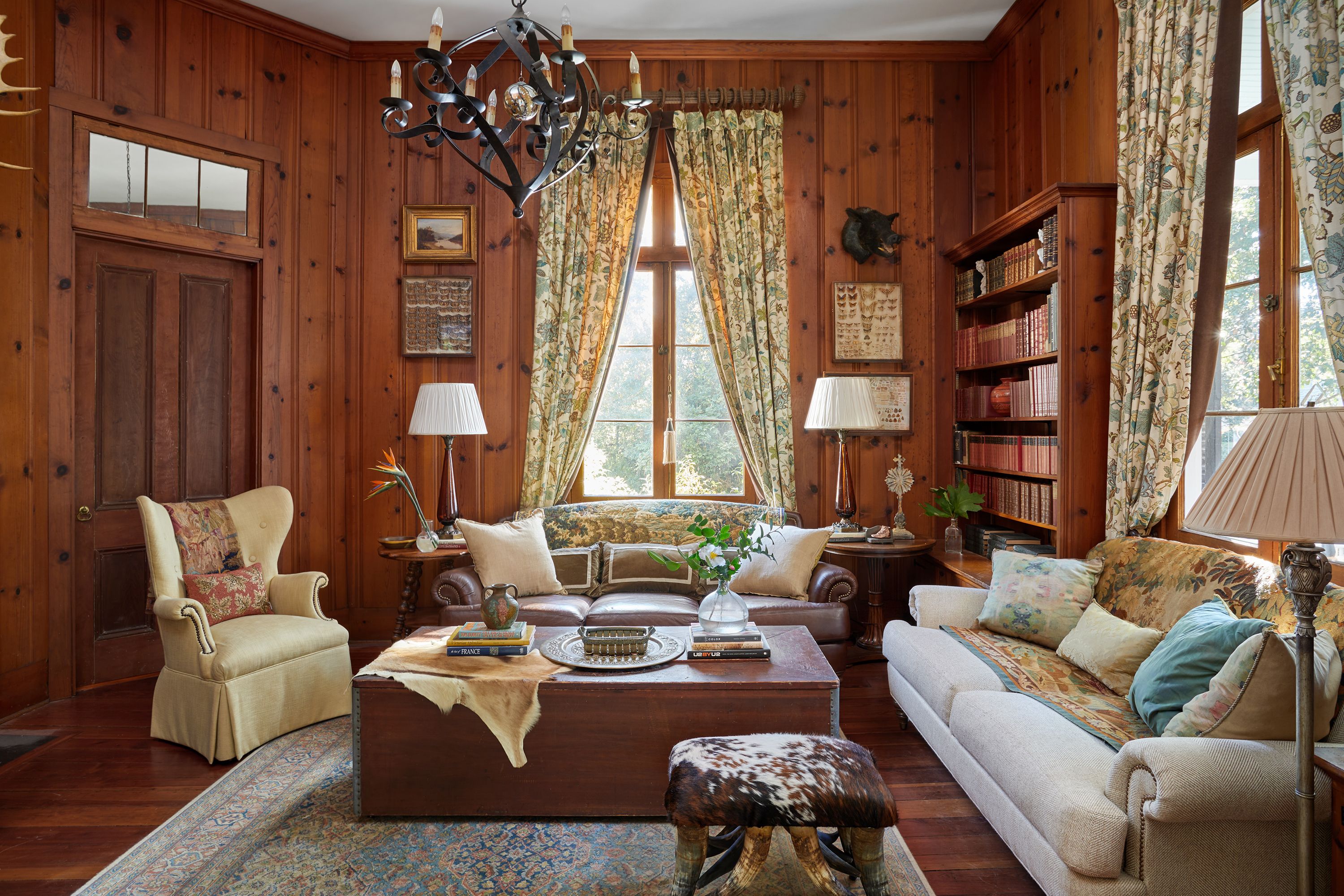 How Alaina Ralph Transformed a 19th-Century Italianate Home With