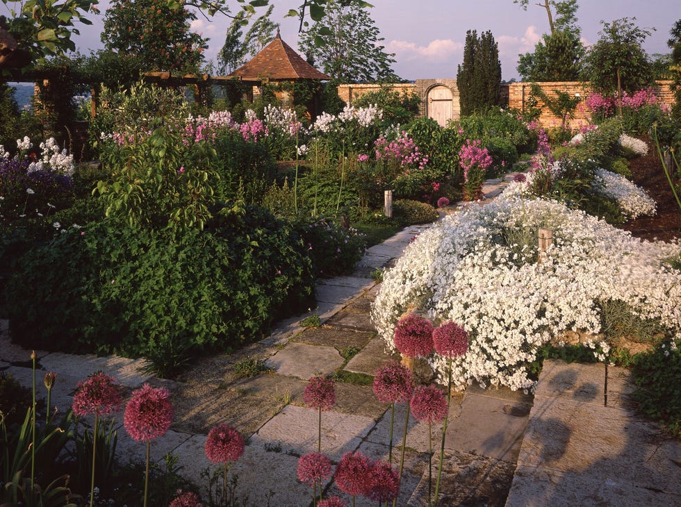 ysl and pierre bergse normandy garden