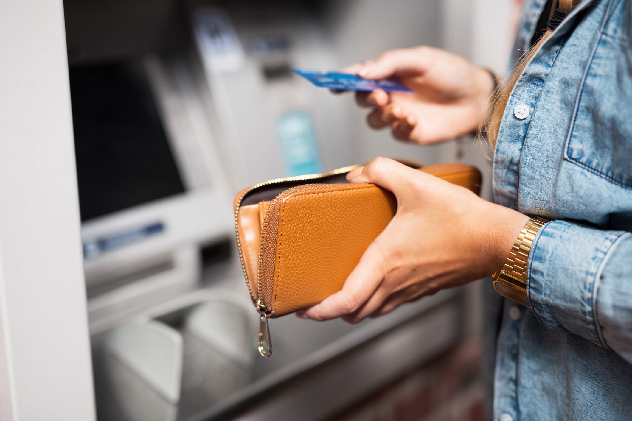 Are Banks Open on Good Friday 2023? - Bank and Credit Union Easter Hours