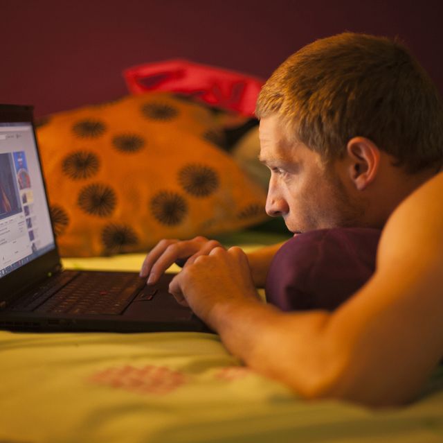 640px x 639px - 6 Easy Ways to Stop Watching Porn, According to Sex Experts