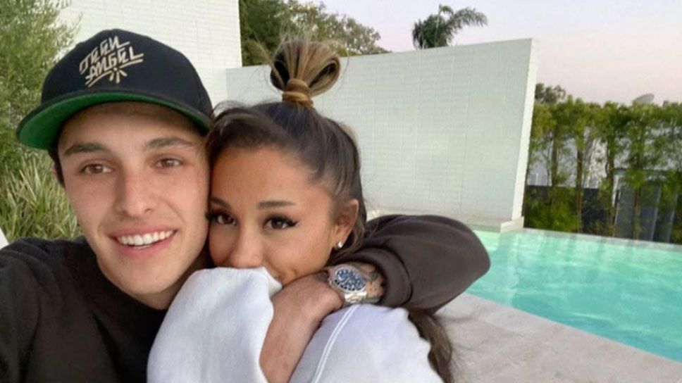preview for Ariana Grande is Engaged to Dalton Gomez