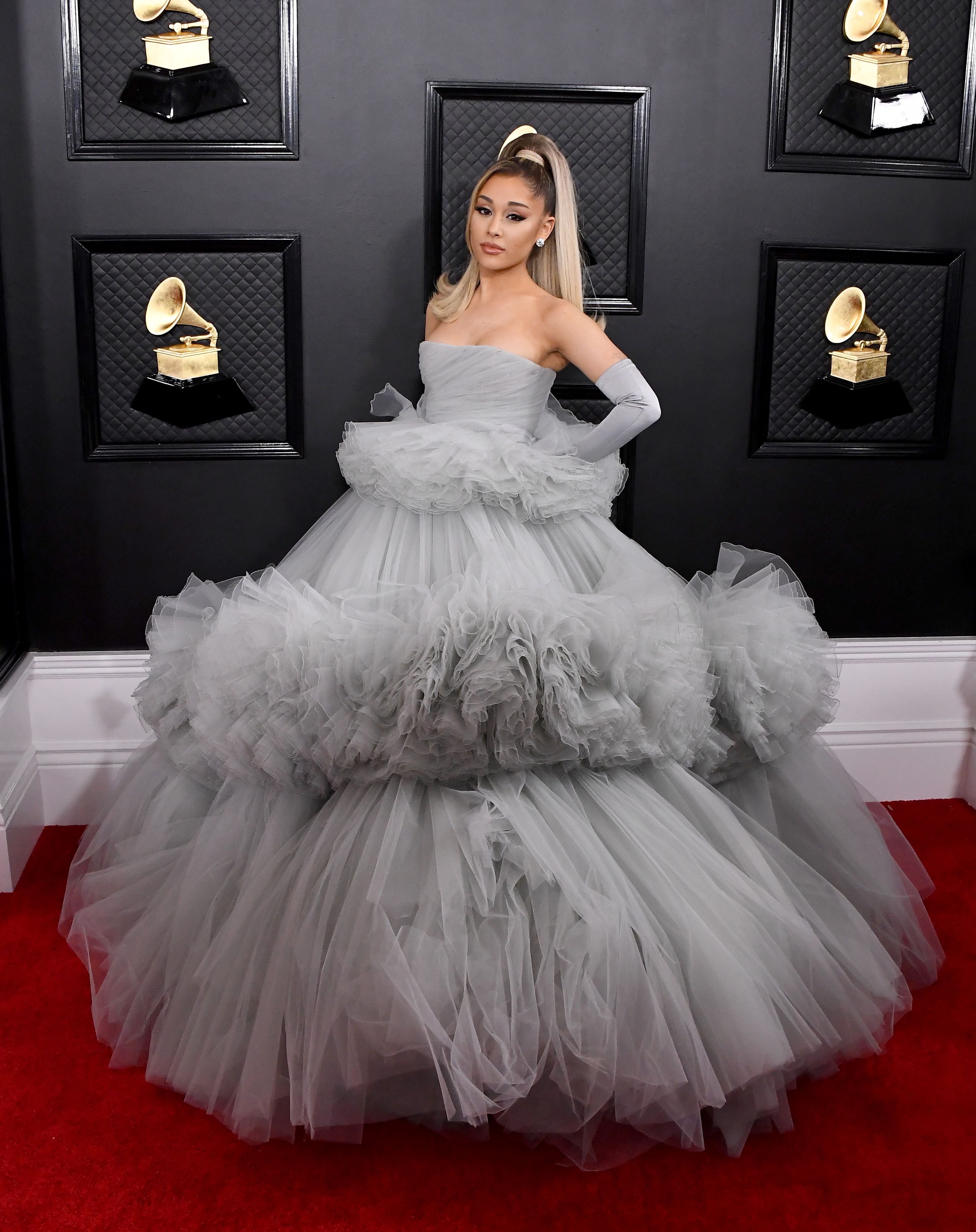 Ariana Grande's Grammys Look Is The Biggest, Fluffiest, Poofiest Dress  You've Ever Seen