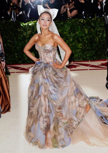heavenly bodies fashion the catholic imagination costume institute gala