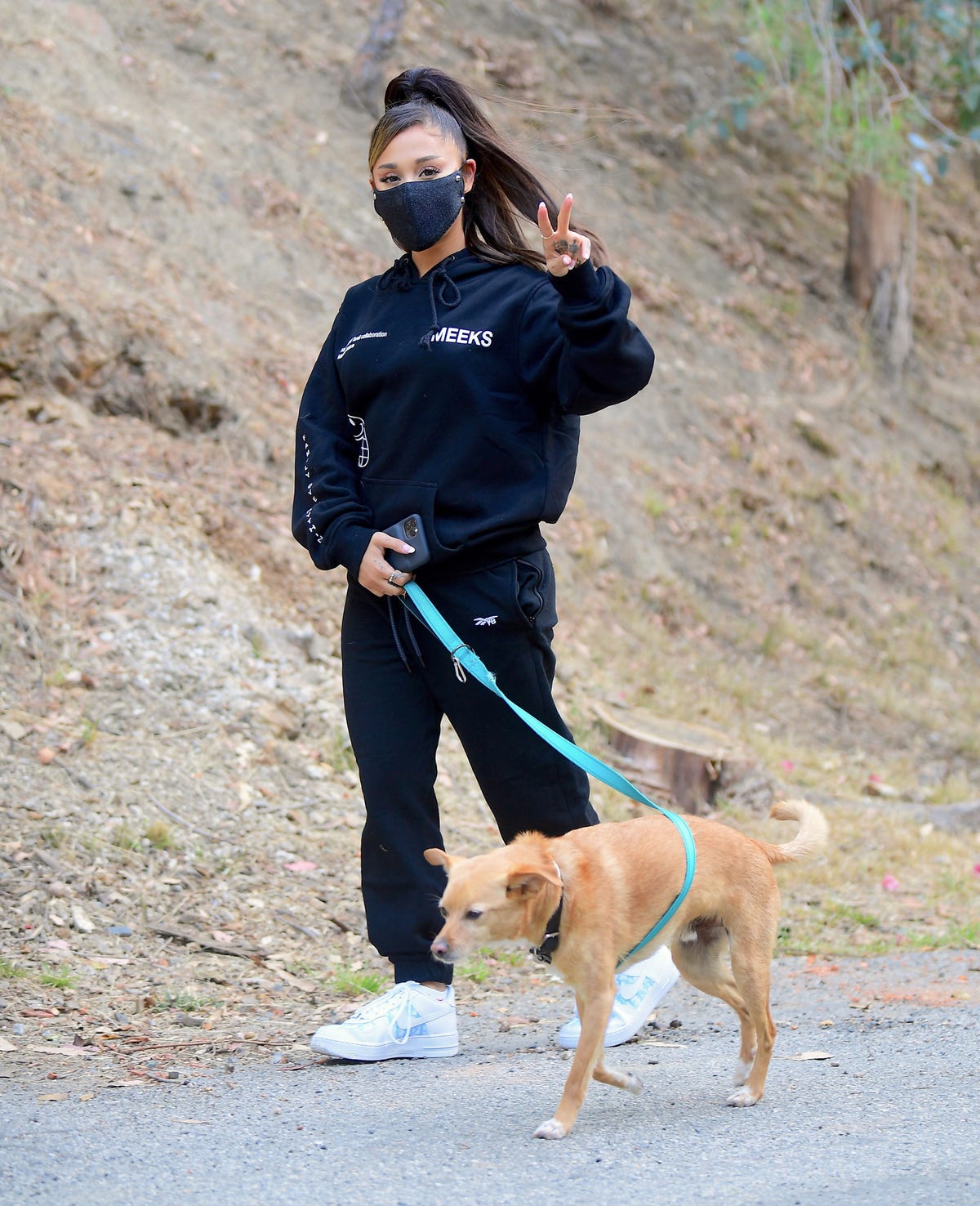 Ariana Grande Wore Black Sweats to Go on Quarantine Hike