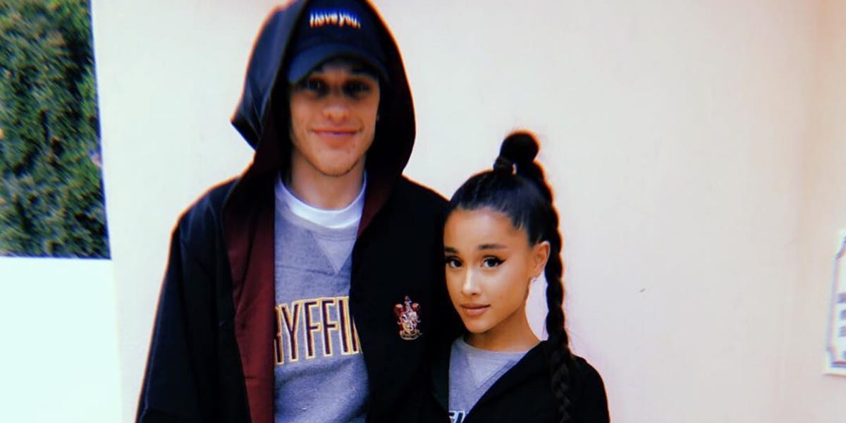 Harry Potter Ariana Grande Porn - Ariana Grande and Pete Davison Go Instagram Official With Harry Potter  Homage - Ariana Comments on Boyfriend's Photo of Them