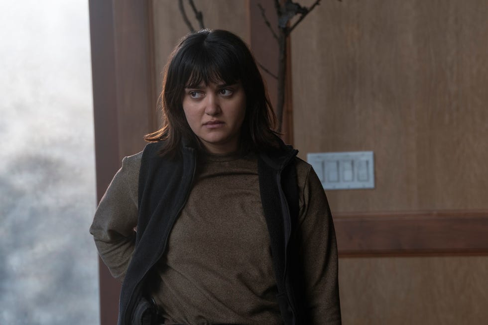 Ariela Barer in