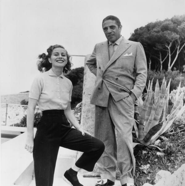 Aristotele Onassis con la prima moglie Thina