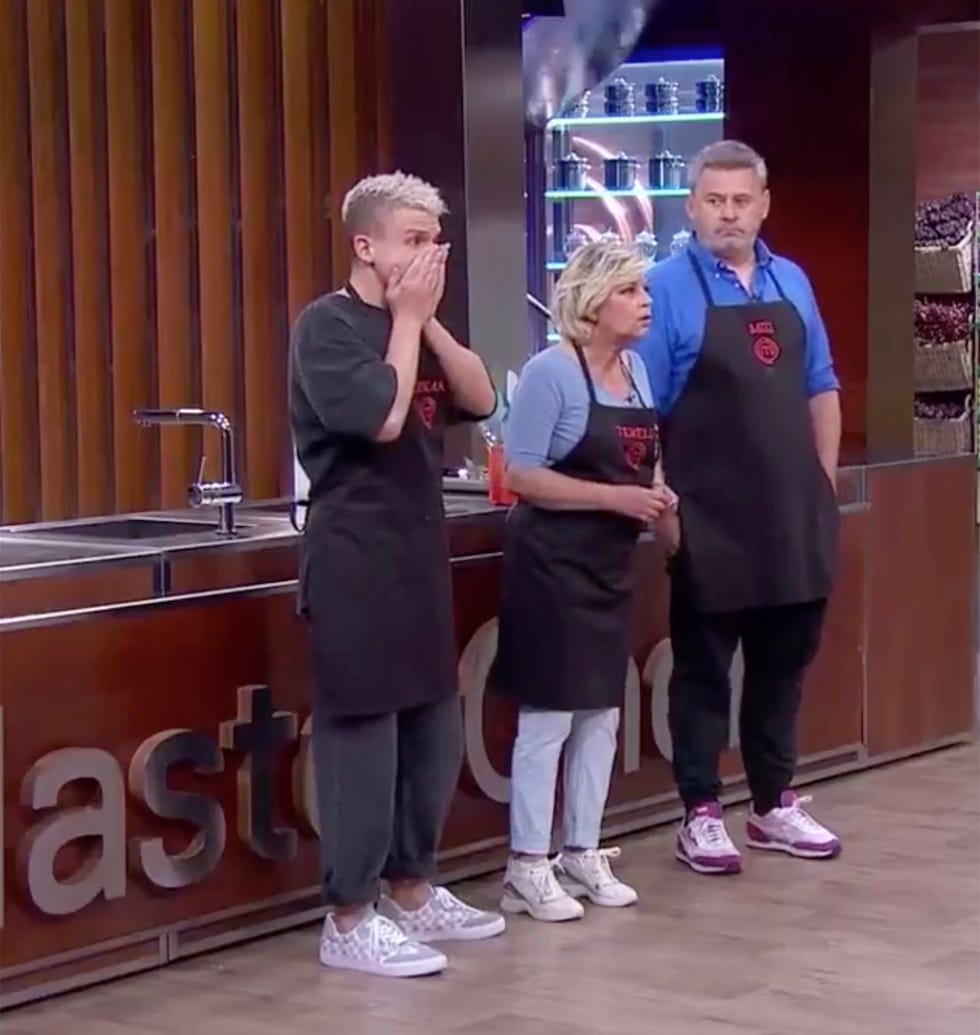 los presentadores fueron los ultimos expulsados del talent culinario