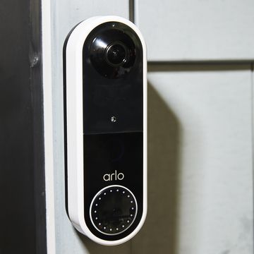 arlo wireless doorbell camera