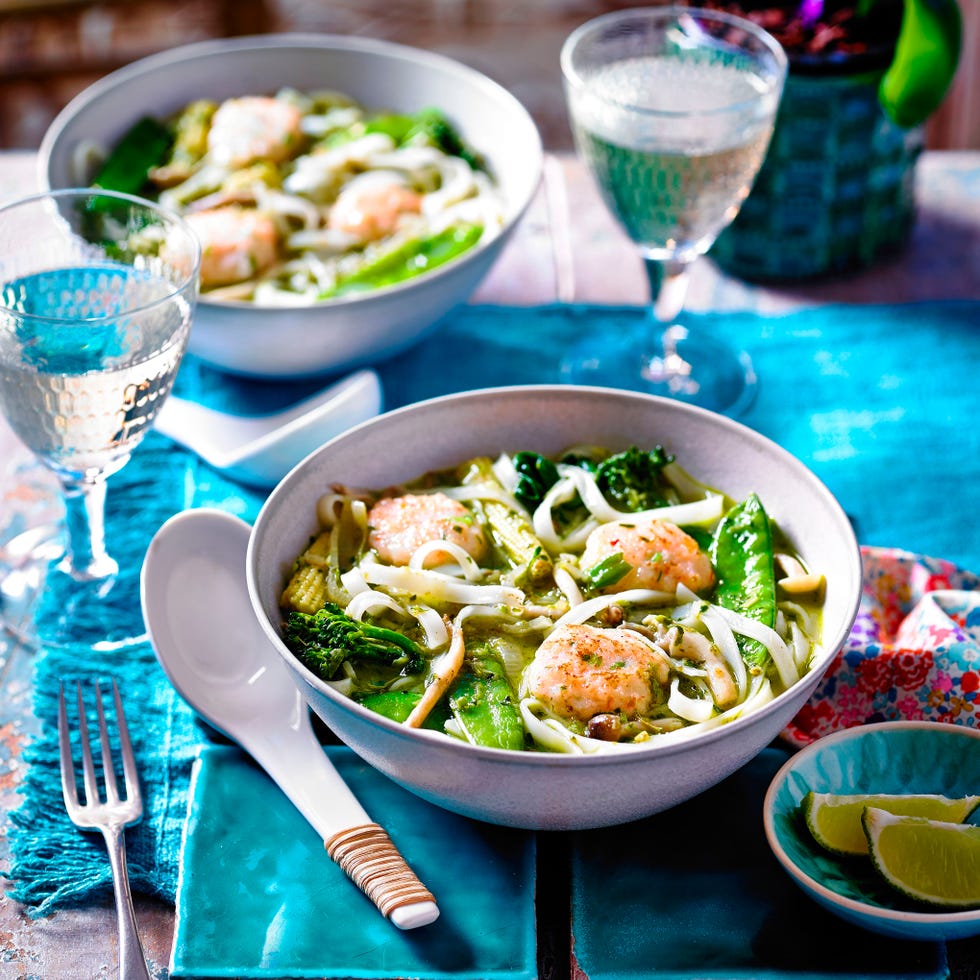 aromatic thai green prawn noodles