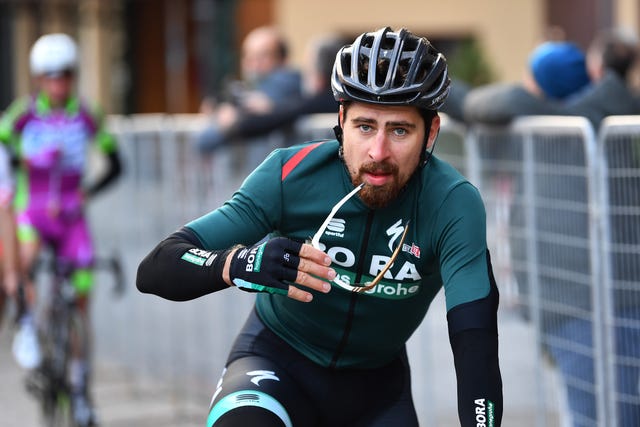 Peter sagan deals helmet