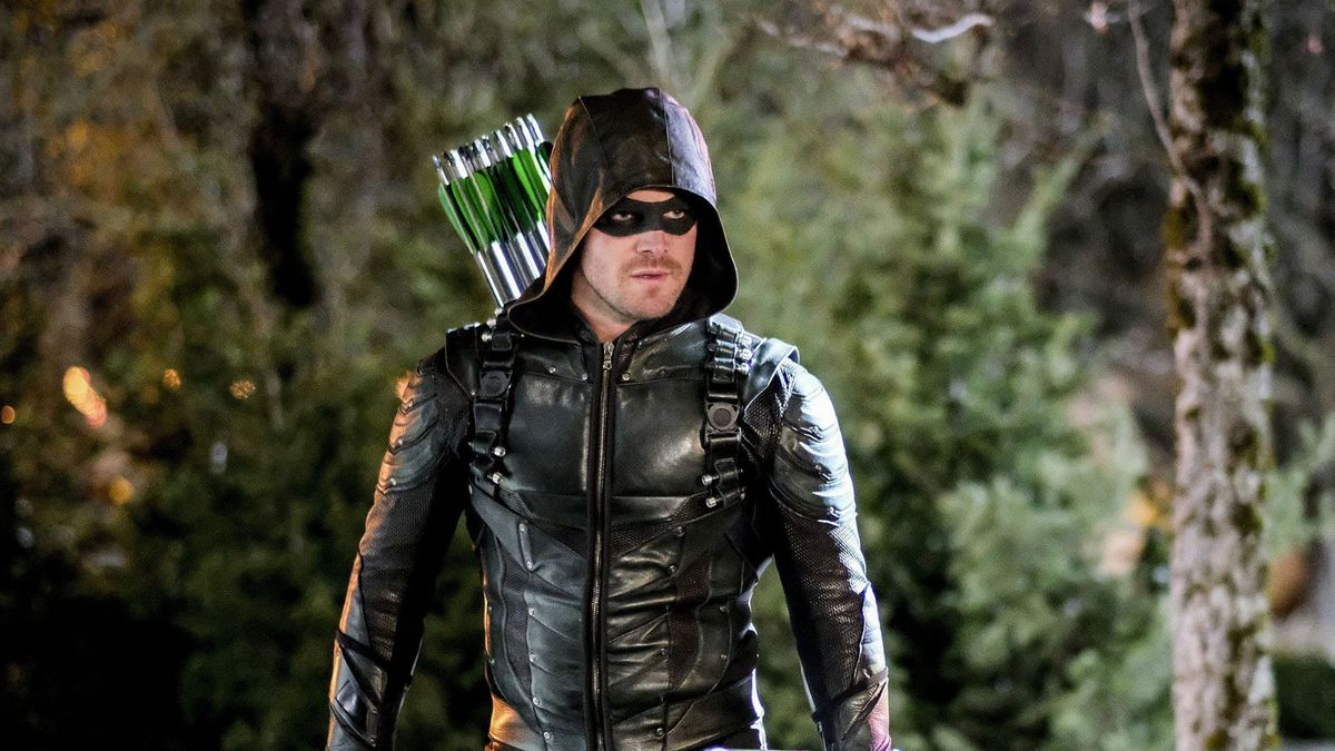 preview for Stephen Amell talks getting into shape and playing a fresh character | Heels