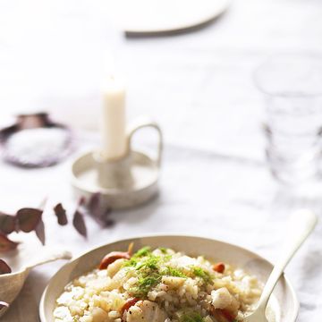 arroz meloso con hinojo, vieiras y brandy, receta de elle gourmet