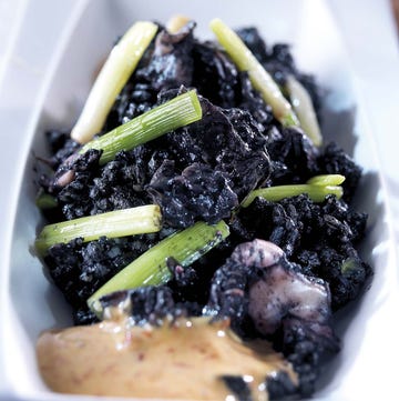 Arroz negro con sepia y ajetes arroz negro con sepia y ajetes