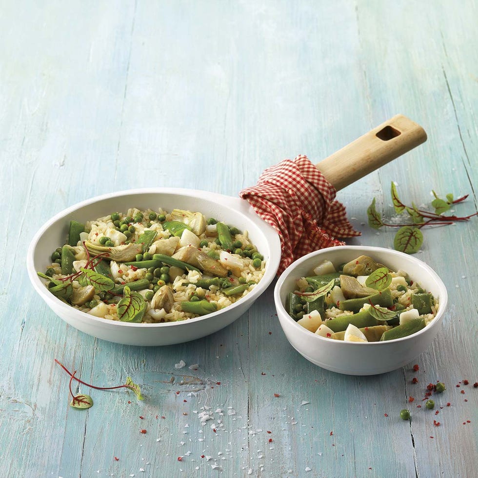 arroz salteado con verduras y sepia