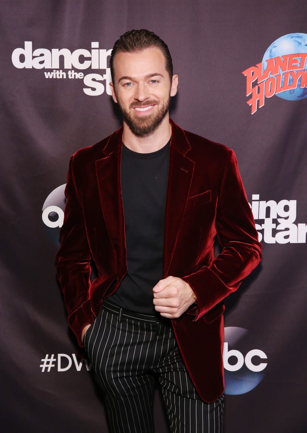 dancing with the stars season 27 cast reveal red carpet at planet hollywood times square